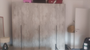 Armadio a sei ante spazioso