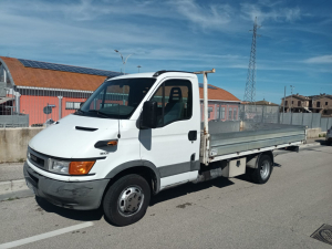 AUTOCARRO USATO IVECO DAILY 35C11