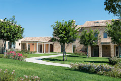 Bros Hospitality ricerca personale qualificato.