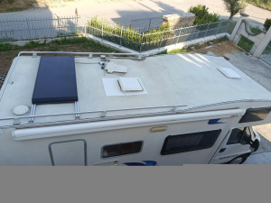 Camper mansardato