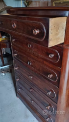 Cassettiera stile Luigi Filippo palissandro