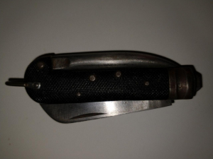 Coltelli richiudibili e non