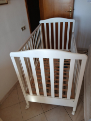Culla / Lettino per Neonati in Legno Bianco