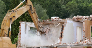 Demolizione edifici in muratura