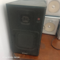 due casse  marca Sony da 8 omm