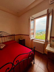 FERMO (FM)