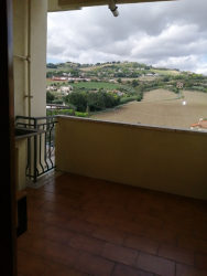 FERMO (FM)