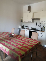 FERMO (FM)