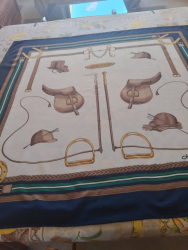 Foulard in seta marca d'Este