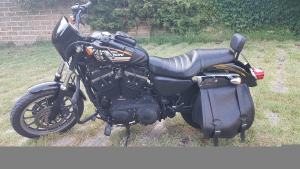 Harley Davidson 883 R