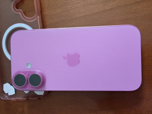 iPhone 16