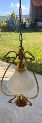 Lampadari con montatura in ottone