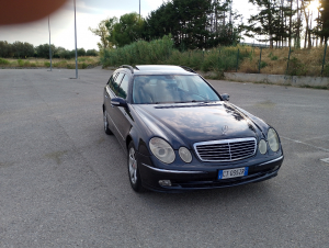 Mercedes-Benz E 220
