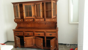 Mobile usato cristalliera vetrina stile antico