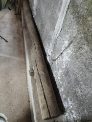 Pali in legno castagno 4 metri