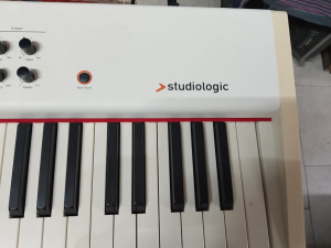 PIANO DIGITALE NUMASTAGE