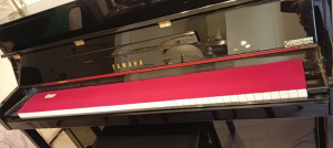 PIANOFOROTE YAMAHA