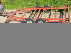 RIMORCHIO CARRELLO DOPPIO ASSE 1.200 KG.