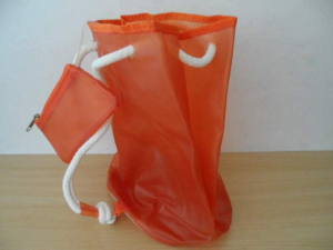 Sacca in Latex colore Arancio, con borsellino-Nuova