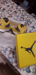 SCARPE JORDAN 4