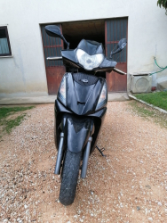 Scooter Kymco People 300i GTi