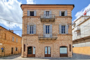 SERVIGLIANO (FM)