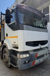 Vendesi Renault V.I. 22CVA1-420.8 con rampe di carico