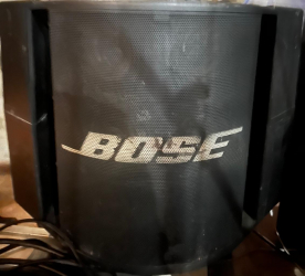 coppia Bose Acoustimass Professional powered speaker