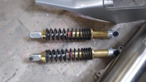 Vendo pezzi Honda Pantheon 125