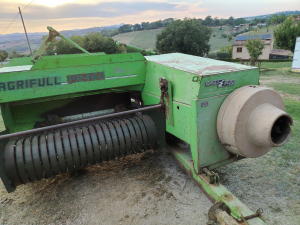 Pressa per ballette piccole