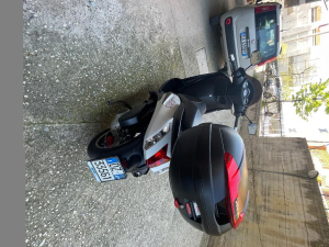 scooter Peugeot Geopolis 300 RS